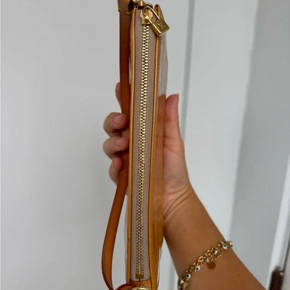 🛑 SOLD 🛑 Louis Vuitton LV Vernis Lexington Yellow ✅ COA included - Picture 6 of 16